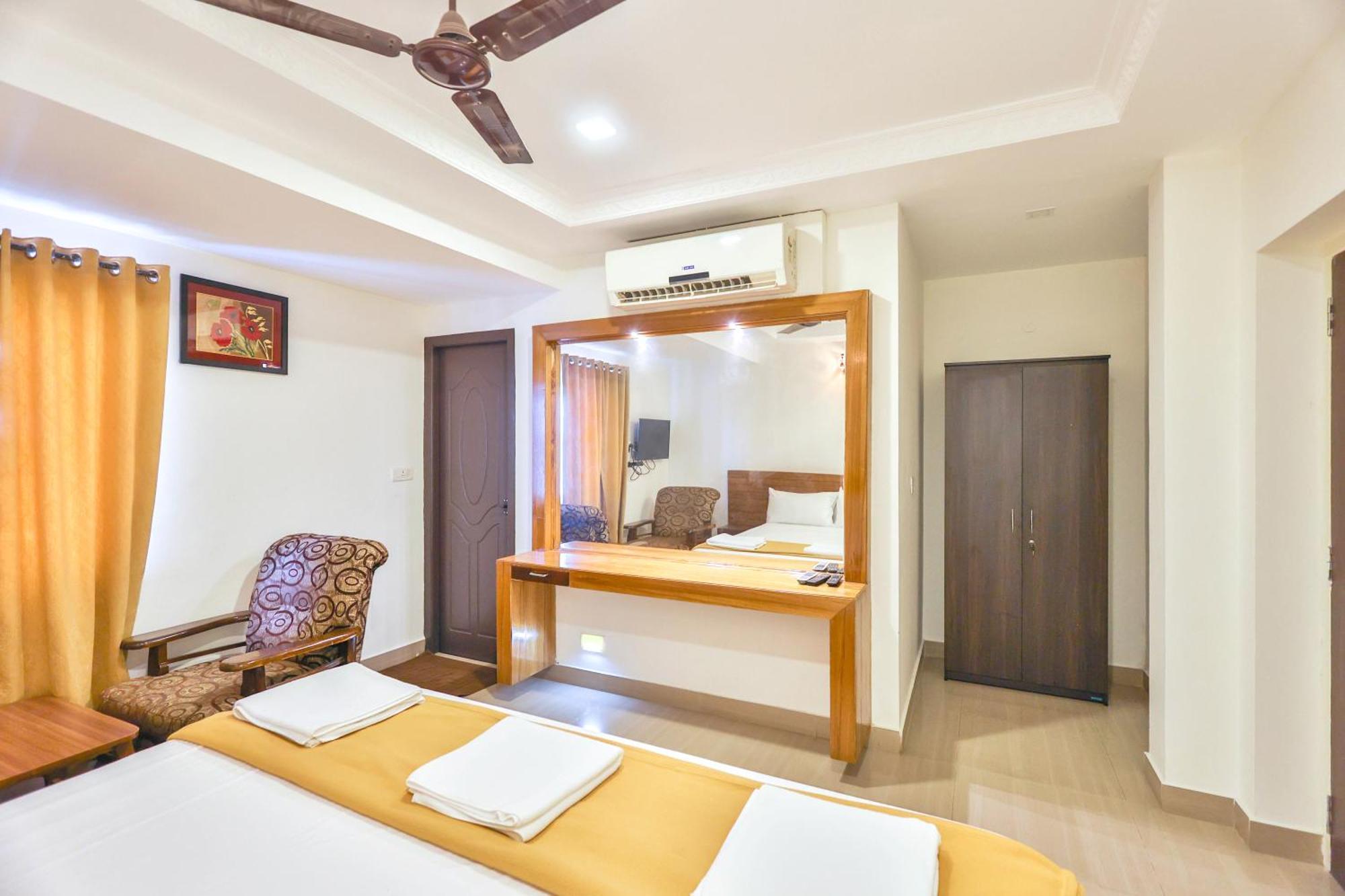Hotel Golden Bliss Puducherry Eksteriør billede