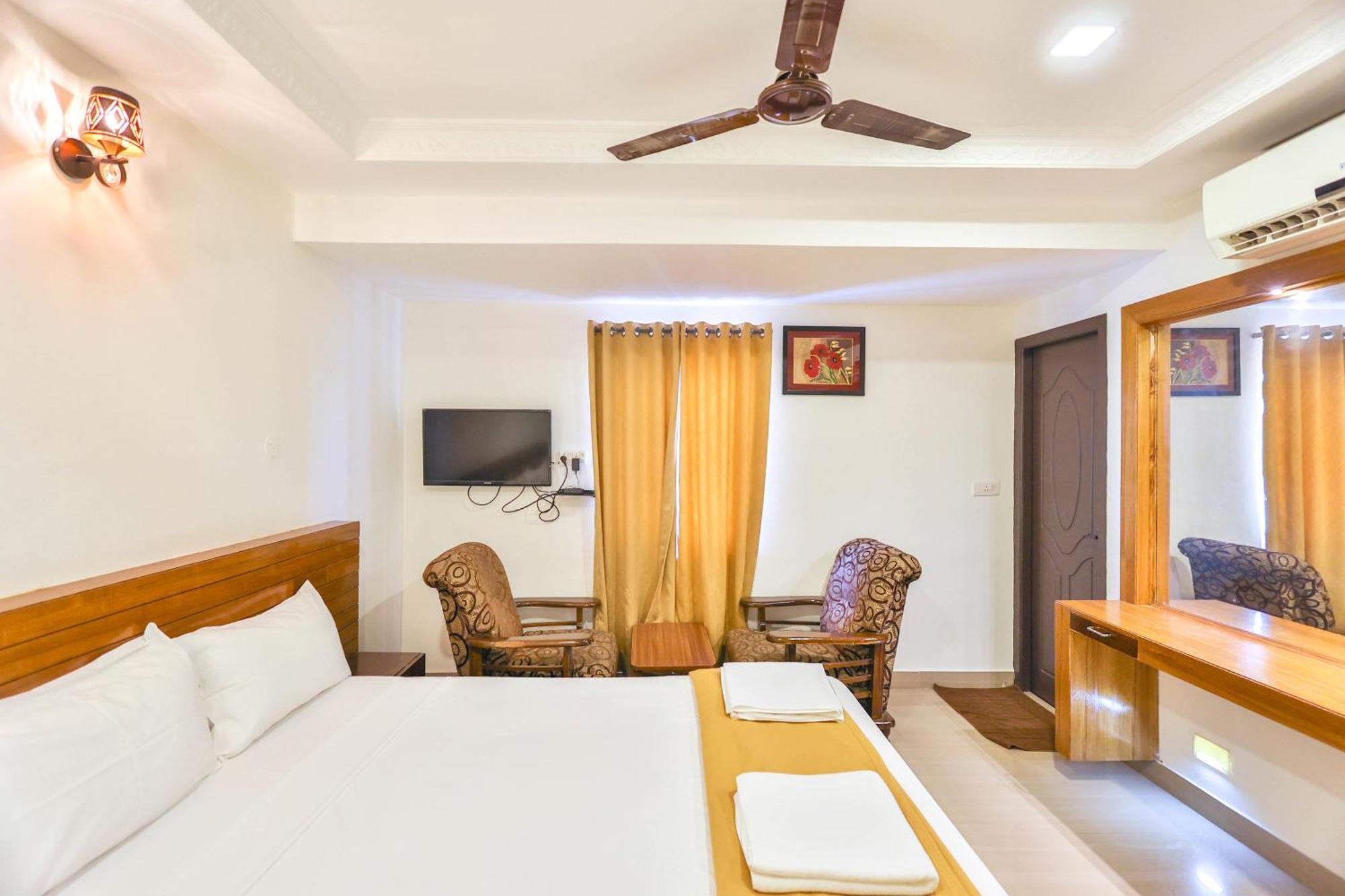 Hotel Golden Bliss Puducherry Eksteriør billede