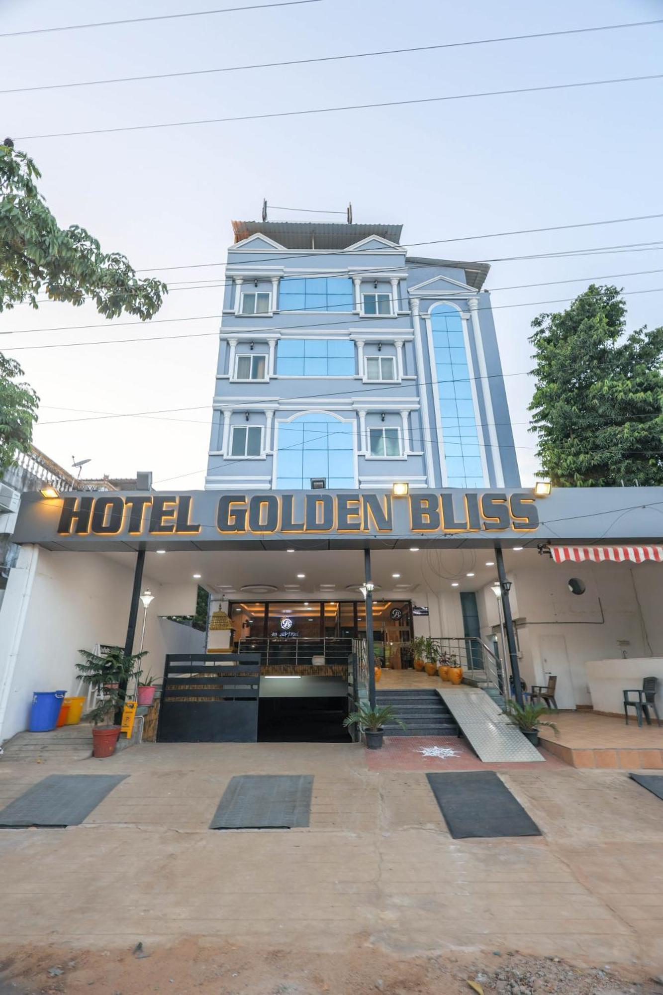 Hotel Golden Bliss Puducherry Eksteriør billede